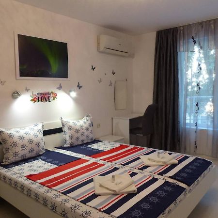 Apartament Holiday Burgas Zewnętrze zdjęcie