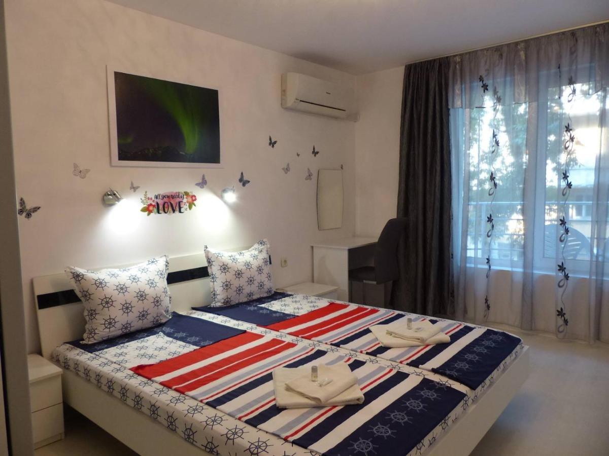 Apartament Holiday Burgas Zewnętrze zdjęcie