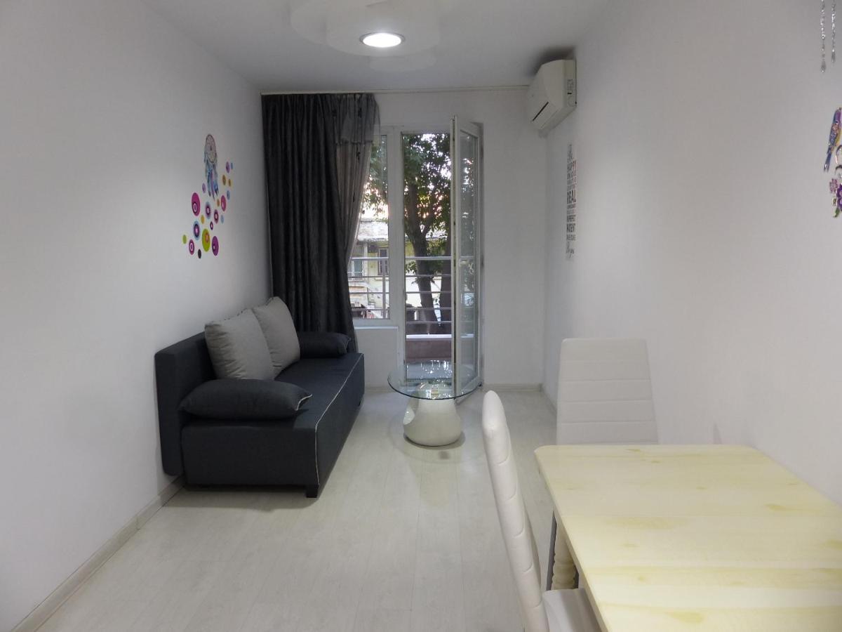 Apartament Holiday Burgas Zewnętrze zdjęcie